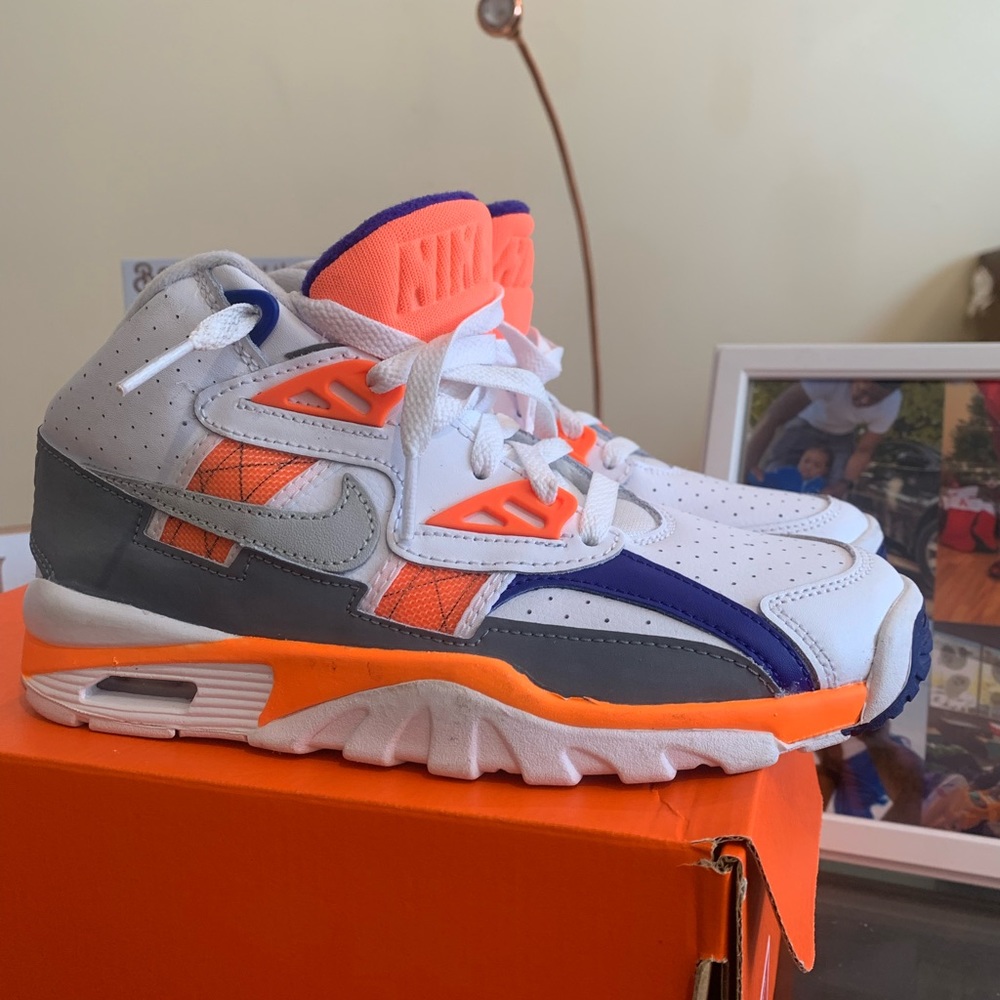 Nike Air Zoom Crossover, Orange & white& grey size 41/2y